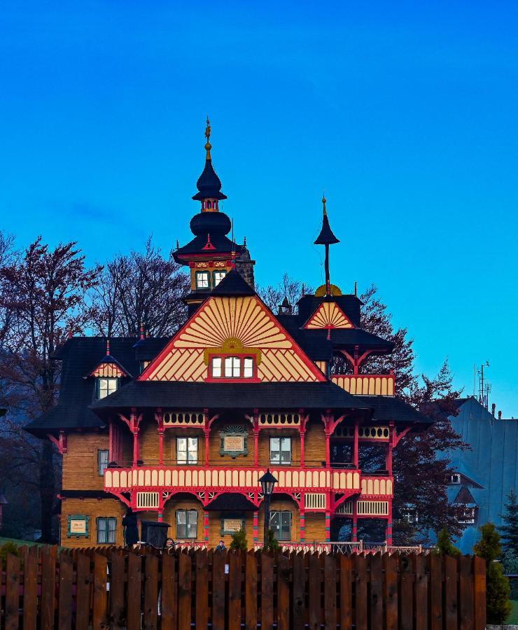 Aparthotel Libušín&maměnka Národní Kulturní Památky *